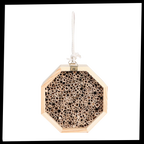 Maison en bois hexagonale pour abeilles