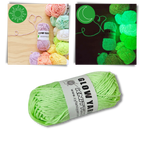 Fil phosphorescent coloré