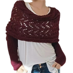 Chandail douillet en tricot avec épaules découvertes