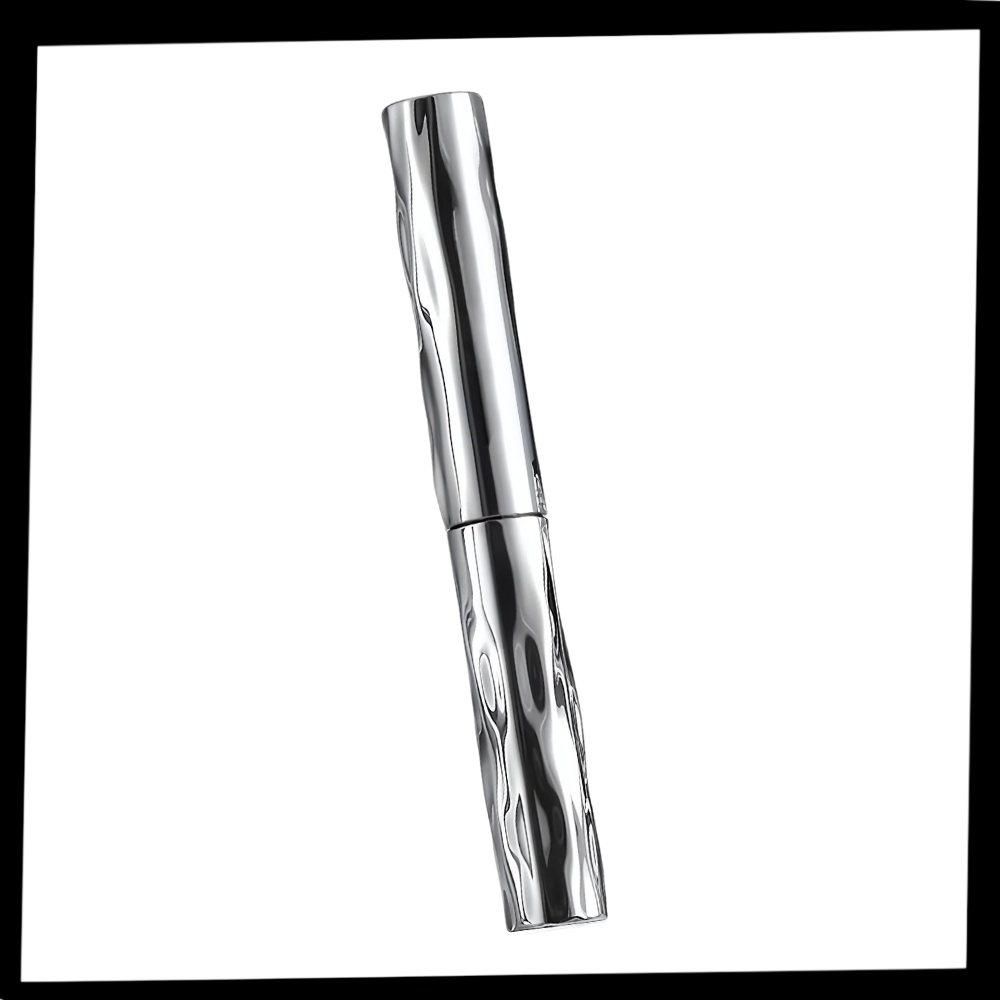 Mascara volume et regard XXL à brosse métallique